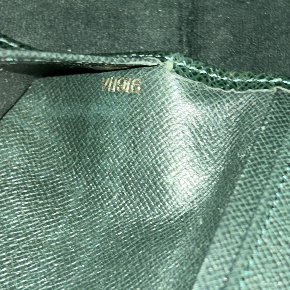 Louis Vuitton Green Leather Wallet - Picture 7 of 8